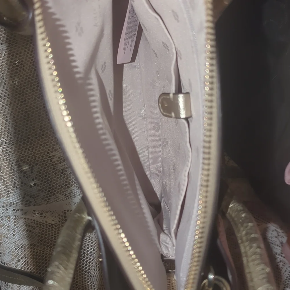 Kate Spade Metallic Gold Tote / Crossbody Bag ✨ - Picture 8 of 8